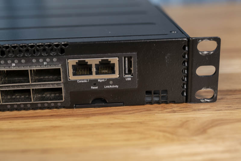 Edgecore AS771232X 32x 100GbE White Box Switch FiberMall