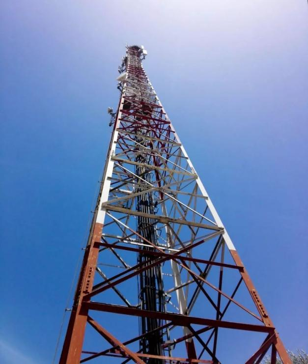 Torres e antenas da estação base