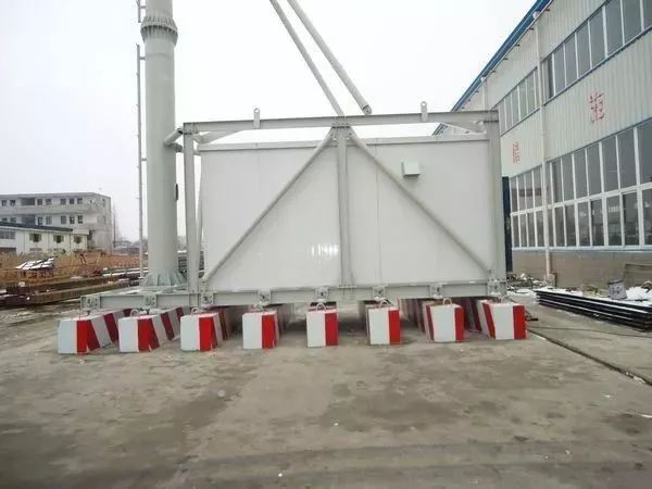 Integrated machine room