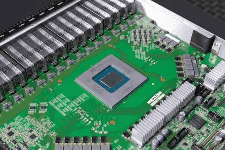 A Glimpse Inside the Marvell 51.2T (64-Port 800G) Switch | FiberMall