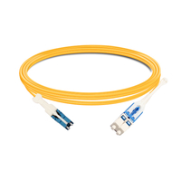 Cable de fibra óptica de 5 m (16 pies) dúplex OS2 monomodo CS/UPC a LC/UPC Uniboot PVC (OFNR)