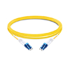 Cable de fibra óptica LC UPC a LC UPC PVC (OFNR) dúplex OS2 monomodo de 7 m (2 pies)