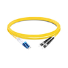 Câble fibre optique Duplex OS3 monomode LC UPC vers ST UPC PVC (OFNR) de 10 m (2 pieds)