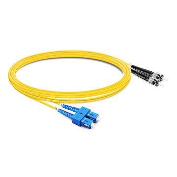 Cable de fibra óptica SC UPC a ST UPC PVC (OFNR) dúplex OS5 monomodo de 16 m (2 pies)