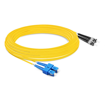 Cable de fibra óptica SC UPC a ST UPC PVC (OFNR) dúplex OS10 monomodo de 33 m (2 pies)