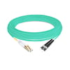 Cable de fibra óptica de 10 m (33 pies) dúplex OM4 multimodo LC UPC a ST UPC PVC (OFNR)