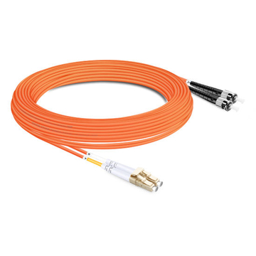 Cable de fibra óptica de 10 m (33 pies) dúplex OM1 multimodo LC UPC a ST UPC PVC (OFNR)
