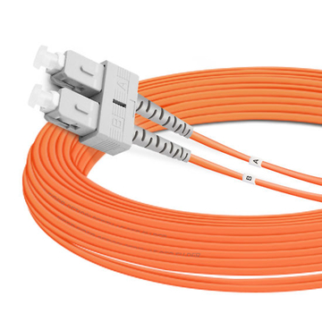 Câble à fibre optique duplex OM10 multimode SC UPC vers SC UPC PVC (OFNR) de 33 m (1 pi)