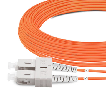 Câble à fibre optique duplex OM10 multimode SC UPC vers SC UPC PVC (OFNR) de 33 m (1 pi)